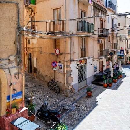 Incao Holiday Giudecca House Чефалу Экстерьер фото