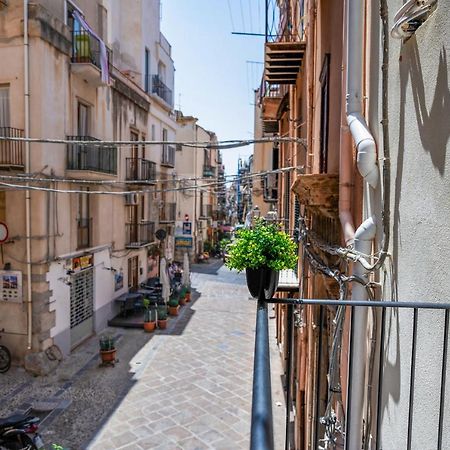 Incao Holiday Giudecca House Чефалу Экстерьер фото